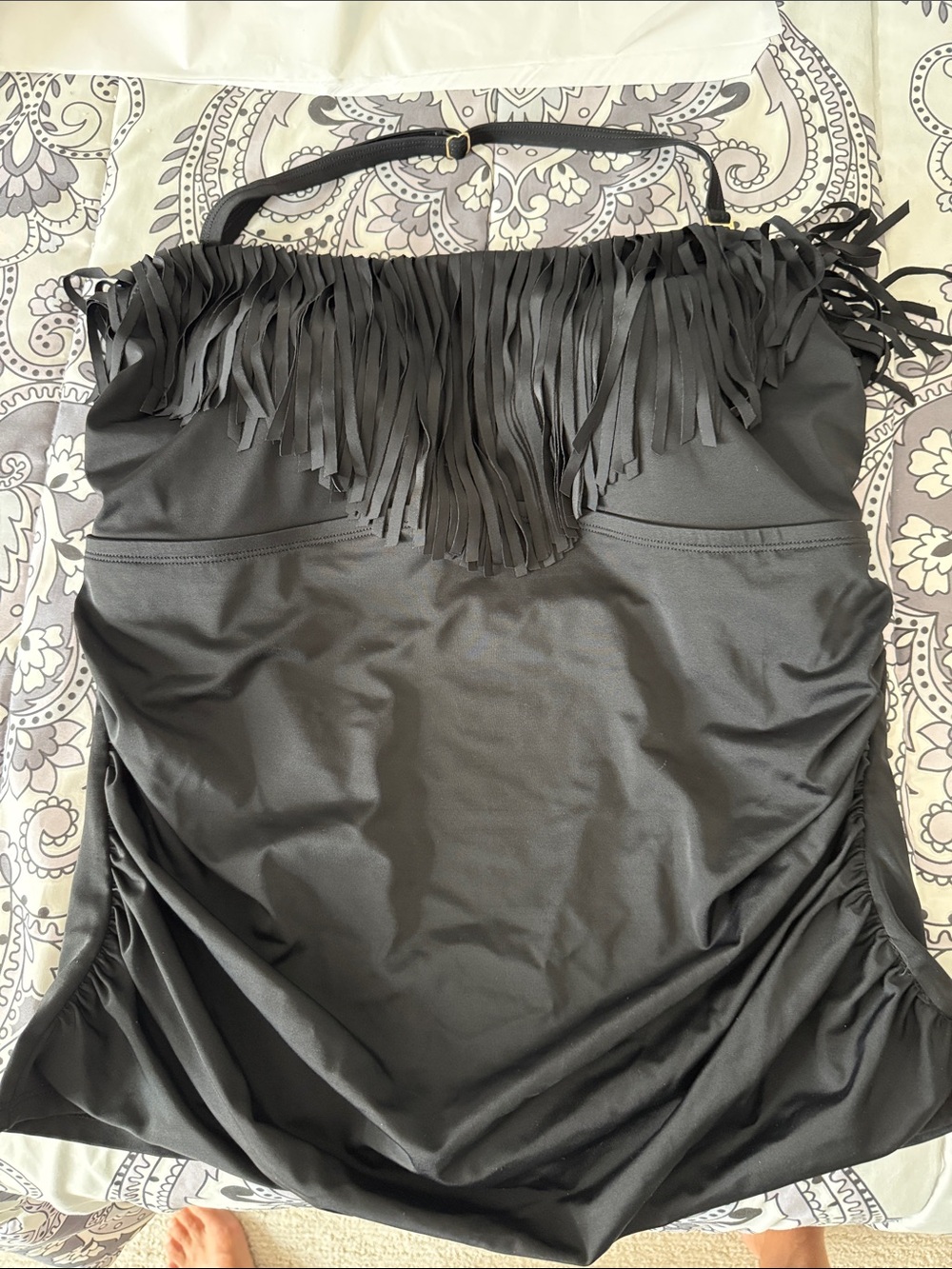 Swimsuits For All Black Fringe tankini top